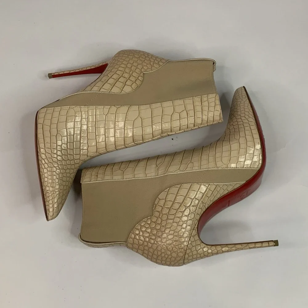 Christian Louboutin Chelsea Chick Booty 100 Calf Mini Crock Boots Leche Size 37 - Picture 11 of 14